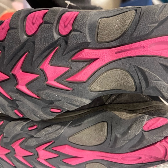 Coleman women’s hiking boot new ! Sz 6 - Picture 2 of 4